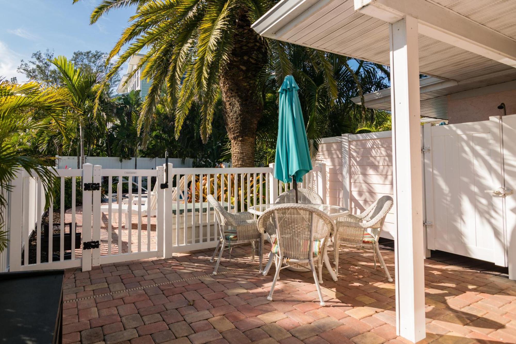 הולמס ביץ' Anna Cabana Bungalow #1 מראה חיצוני תמונה